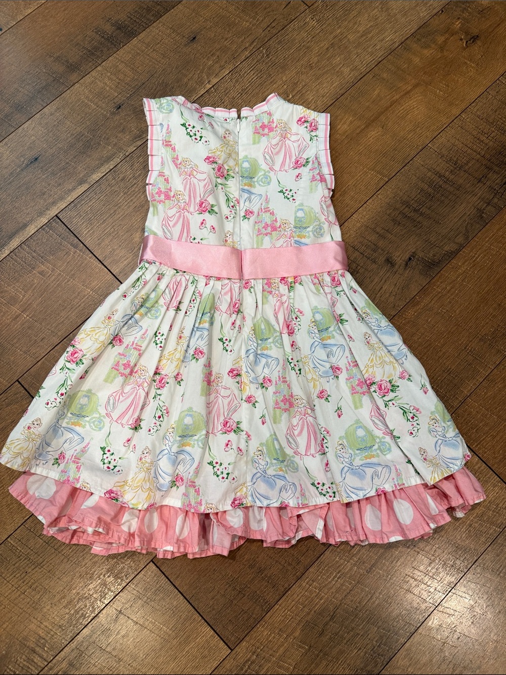 Disney Princess Dress in White and Pink - Picture 6 of 6
